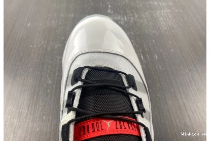 White Plug) Adapt (CN 11 Jordan 0902